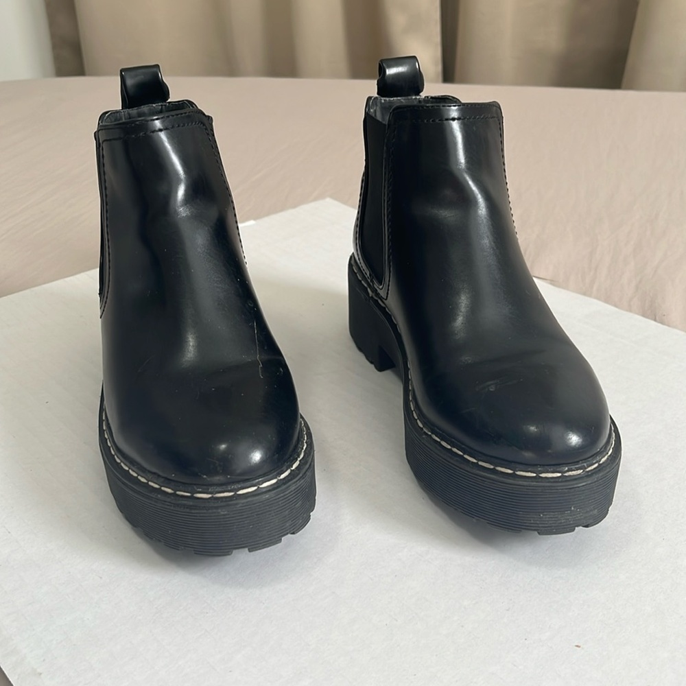 Good Year Ankle Boots Size 6
